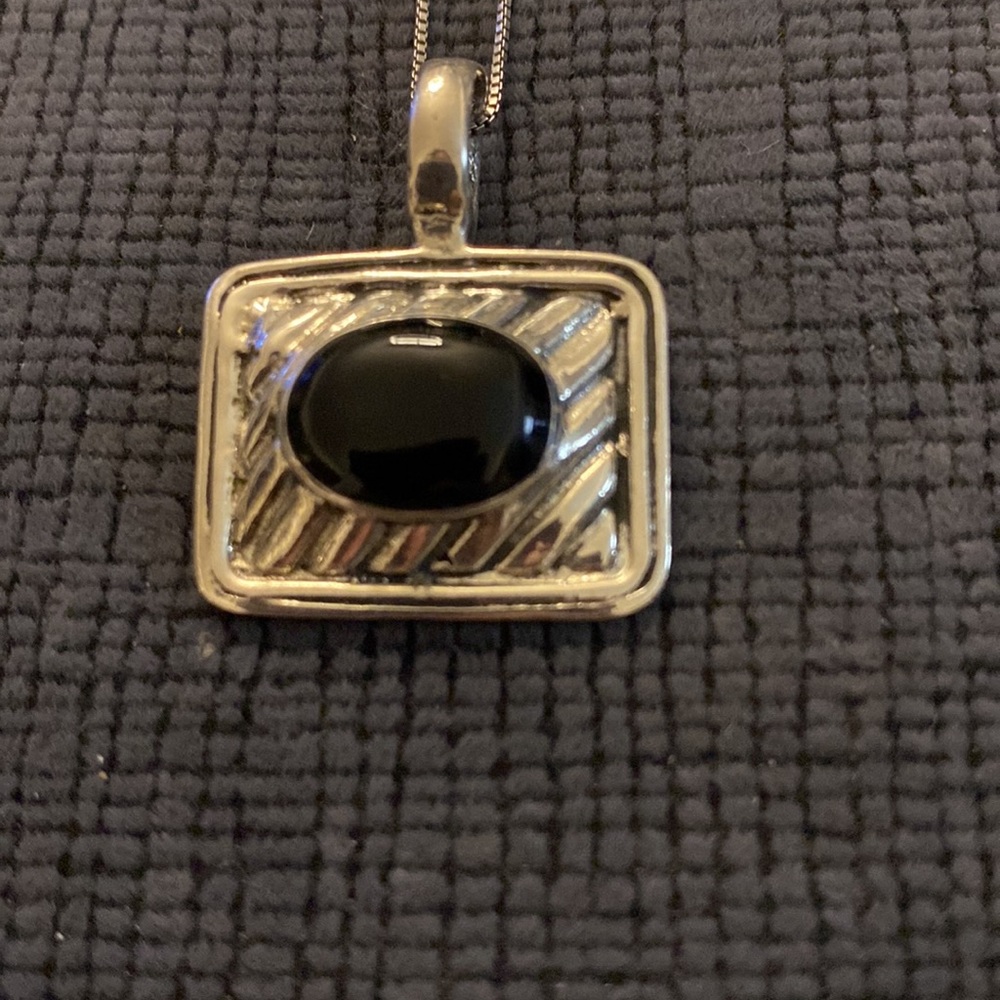 Vintage Sterling Silver and Onyx set - Picture 3 of 8
